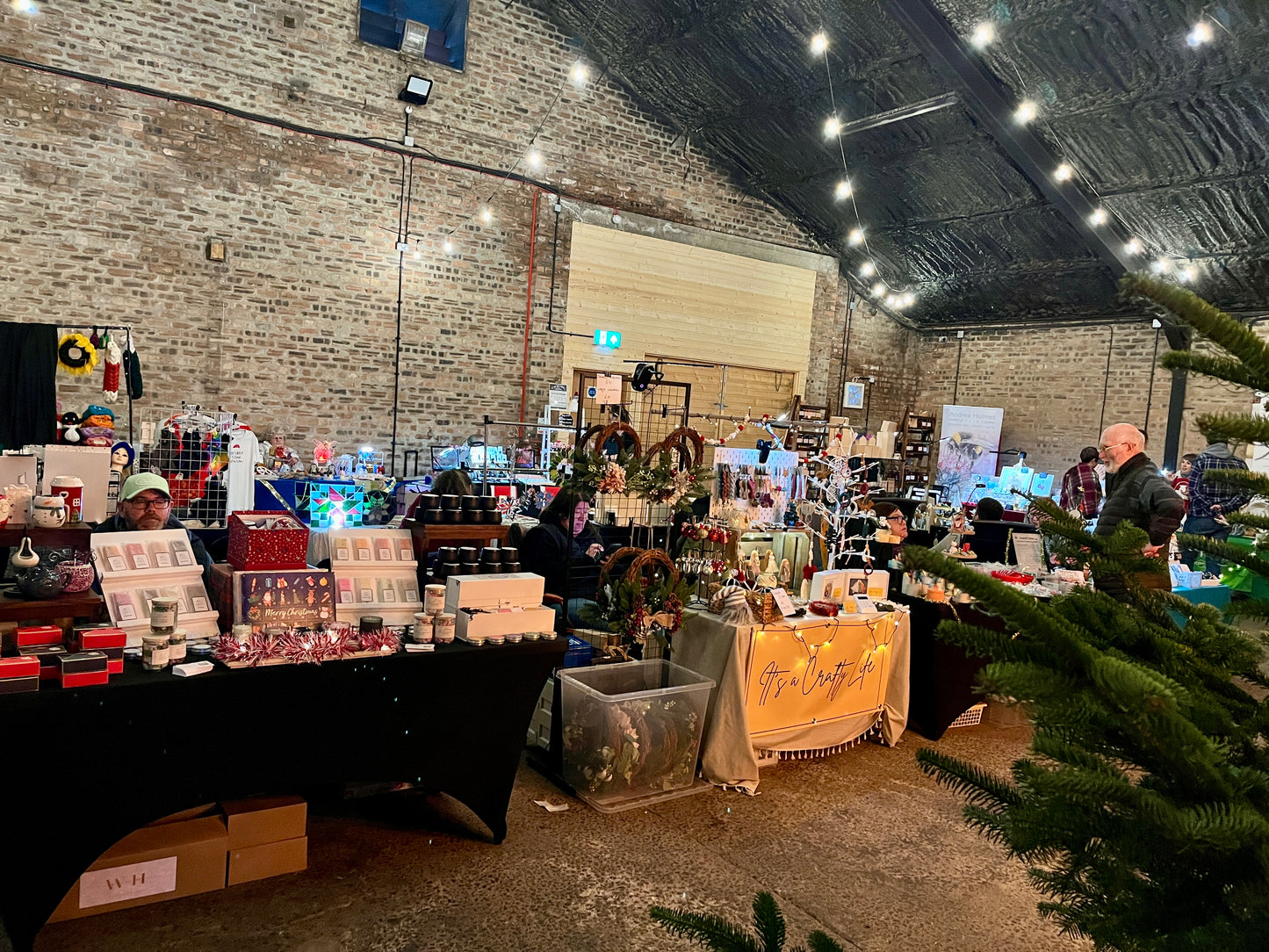 Charleton Farm Makers Markets 29th & 30th March